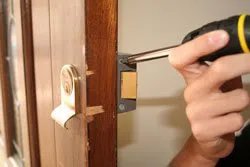Locksmith Key Store Baltimore, MD 410-941-7021 - lock-opening